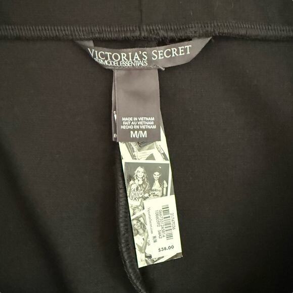 NWT Victoria's Secret Supermodel Essentials Y2K Inspired Black Mini Skirt Size M - Picture 4 of 6